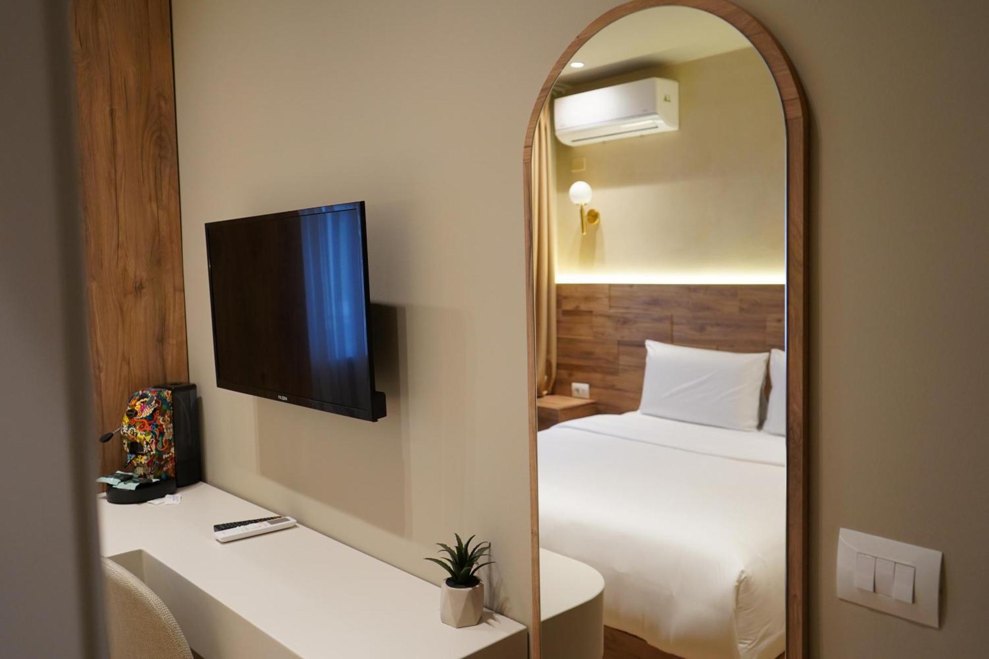 Vater Apartments Tirana Zewnętrze zdjęcie